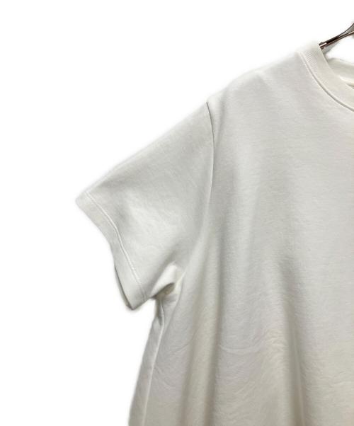 LOEWE（ロエベ）LOEWE (ロエベ) トラペーズ トップス/ 刺繍入りコットン混ジャージー Tシャツ ホワイト サイズ:Sの古着・服飾アイテム