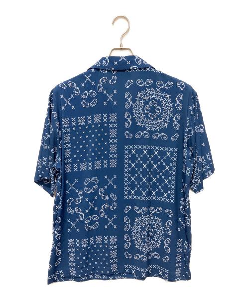 KAWS（カウズ）KAWS (カウズ) Kaws holiday thailand シャツ ブルー サイズ:Mの古着・服飾アイテム