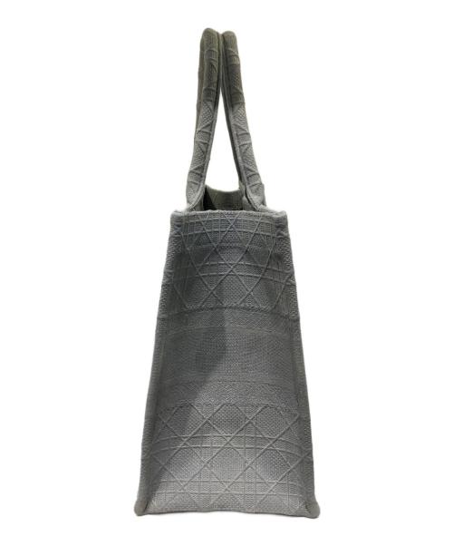 Christian Dior（クリスチャン ディオール）Christian Dior (クリスチャン ディオール) カナージュブックトート ミディアム グレー サイズ:ミディアムの古着・服飾アイテム
