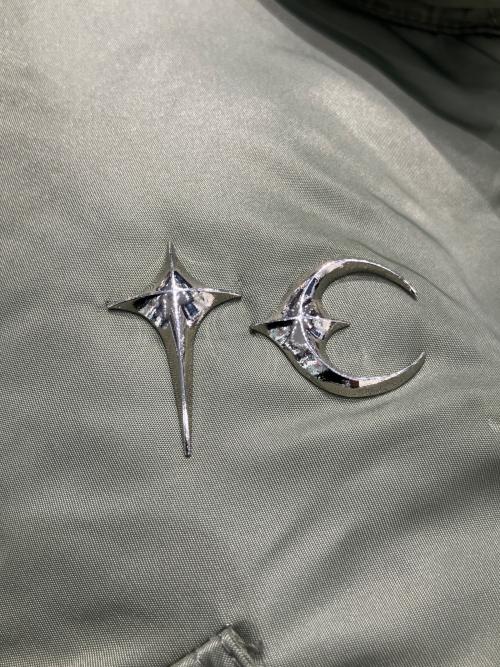 THUG CLUB（サグ クラブ）THUG CLUB (サグ クラブ) 24AW ギャザーアームブルゾン カーキ サイズ:34の古着・服飾アイテム