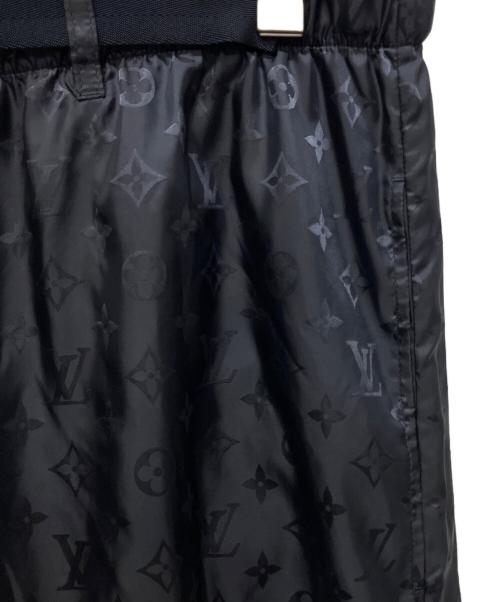 LOUIS VUITTON（ルイ ヴィトン）LOUIS VUITTON (ルイ ヴィトン) シャドウモノグラムナイロンパンツ ネイビー サイズ:40の古着・服飾アイテム