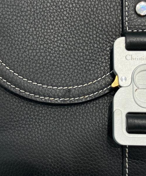 Dior（ディオール）Dior (ディオール) Grained Calfskin Saddle Bags/サドルフラップ付ショルダーバッグ ブラックの古着・服飾アイテム