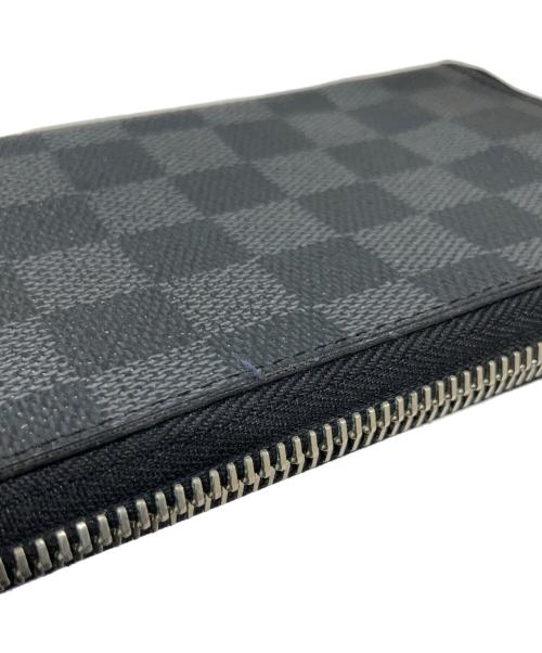 LOUIS VUITTON（ルイ ヴィトン）LOUIS VUITTON (ルイ ヴィトン) Zippy Wallet Vertical　ジッピーウォレット・ヴェルティカル　N63095 ブラックの古着・服飾アイテム