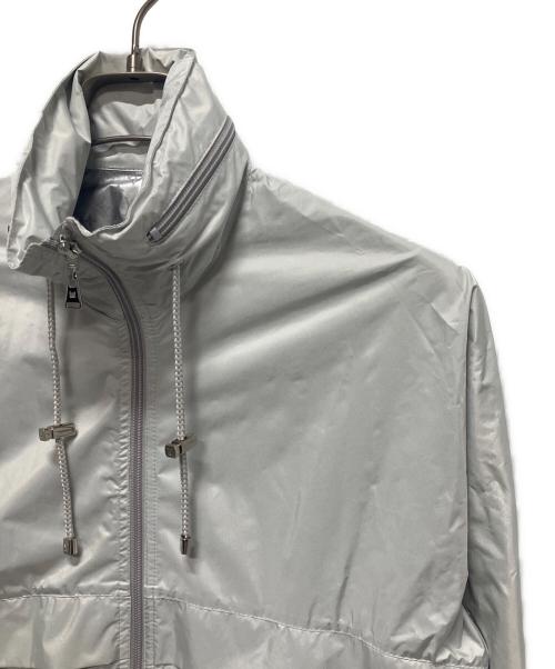 LOUIS VUITTON（ルイ ヴィトン）LOUIS VUITTON (ルイ ヴィトン) Mountain Parka/マウンテンパーカー ライトグレー サイズ:34の古着・服飾アイテム