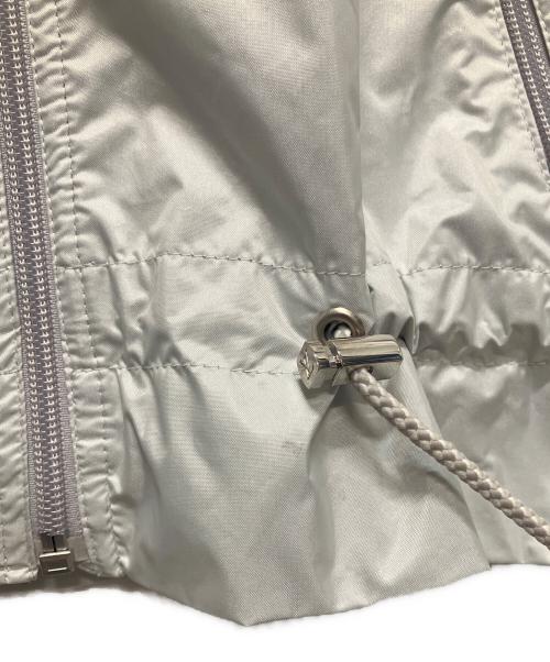 LOUIS VUITTON（ルイ ヴィトン）LOUIS VUITTON (ルイ ヴィトン) Mountain Parka/マウンテンパーカー ライトグレー サイズ:34の古着・服飾アイテム