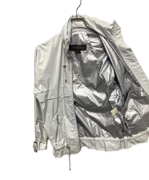 LOUIS VUITTON（ルイ ヴィトン）LOUIS VUITTON (ルイ ヴィトン) Mountain Parka/マウンテンパーカー ライトグレー サイズ:34の古着・服飾アイテム