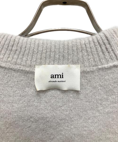 AMI Alexandre Mattiussi（アミアレクサンドルマテュッシ）AMI Alexandre Mattiussi (アミアレクサンドルマテュッシ) ハートロゴ ブルー クルーネックニット ライトグレー サイズ:Sの古着・服飾アイテム
