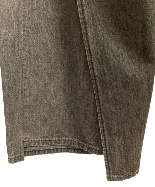 COMME des GARCONS JUNYA WATANABE MAN（コム デ ギャルソン ジュンヤ ワタナベ マン）COMME des GARCONS JUNYA WATANABE MAN (コム デ ギャルソン ジュンヤ ワタナベ マン) LEVI'S (リーバイス) 再構築デニムパンツ ブラック サイズ:Mの古着・服飾アイテム