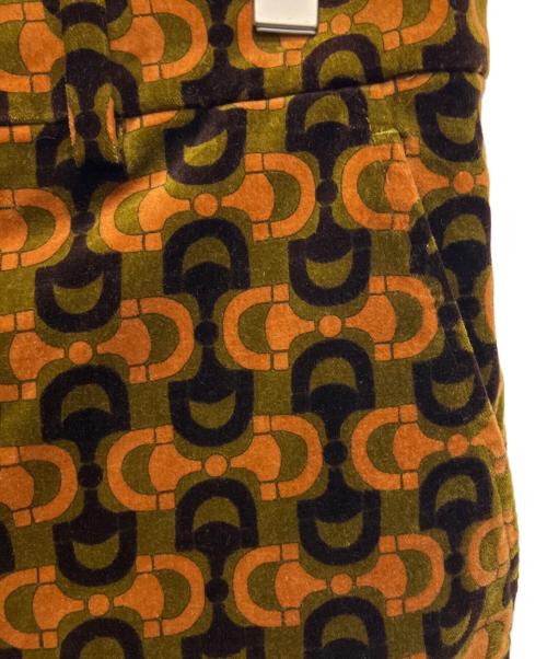 GUCCI（グッチ）GUCCI (グッチ) 100周年 総柄ベロアフレアパンツ オレンジ×カーキ サイズ:50の古着・服飾アイテム