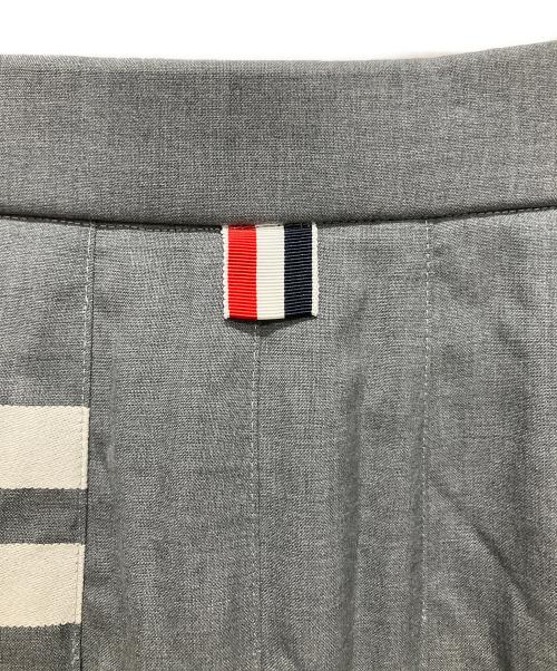 Thom Browne（トムブラウン）Thom Browne (トムブラウン) プリーツスカートFGC402V-06146-035 グレー サイズ:38の古着・服飾アイテム