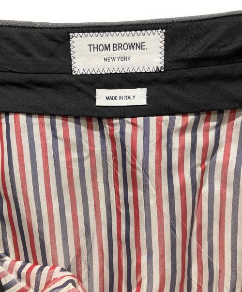 Thom Browne（トムブラウン）Thom Browne (トムブラウン) プリーツスカートFGC402V-06146-035 グレー サイズ:38の古着・服飾アイテム