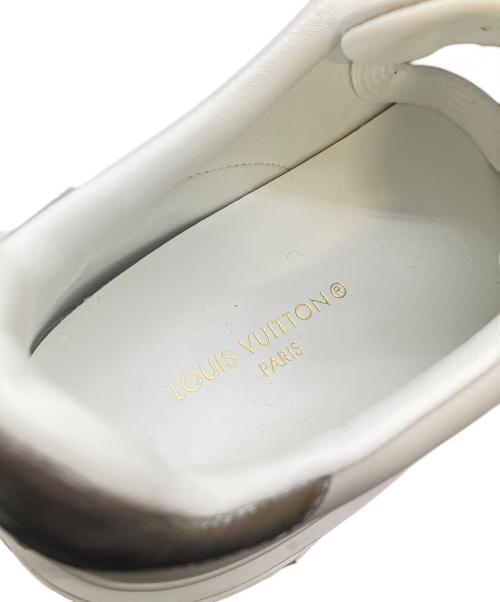 LOUIS VUITTON（ルイ ヴィトン）LOUIS VUITTON (ルイ ヴィトン) 2022年 LV Archlight Platform Sneaker/ローカットスニーカー ホワイト サイズ:37　1/2の古着・服飾アイテム