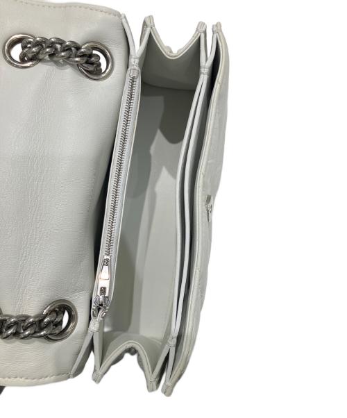 BALENCIAGA（バレンシアガ）BALENCIAGA (バレンシアガ) CRUSH CHAIN BAG　716351 ホワイトの古着・服飾アイテム