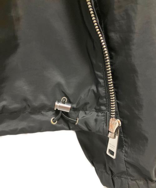 PRADA（プラダ）PRADA (プラダ) Triangle Plate Nylon Hood Jacket ブラック サイズ:48の古着・服飾アイテム