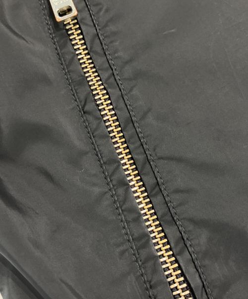 PRADA（プラダ）PRADA (プラダ) Triangle Plate Nylon Hood Jacket ブラック サイズ:48の古着・服飾アイテム