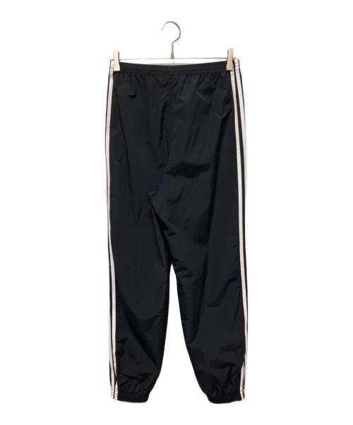 BALENCIAGA（バレンシアガ）BALENCIAGA (バレンシアガ) adidas (アディダス) 23SS ナイロントラックパンツ / コラボパンツ ブラック サイズ:34の古着・服飾アイテム