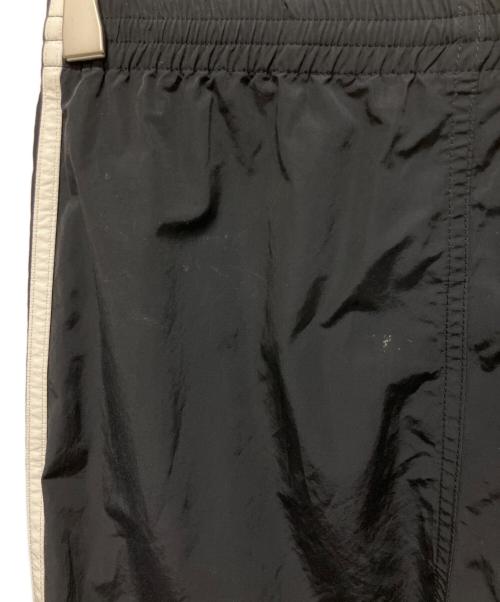 BALENCIAGA（バレンシアガ）BALENCIAGA (バレンシアガ) adidas (アディダス) 23SS ナイロントラックパンツ / コラボパンツ ブラック サイズ:34の古着・服飾アイテム