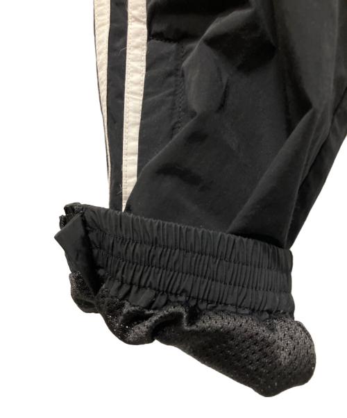 BALENCIAGA（バレンシアガ）BALENCIAGA (バレンシアガ) adidas (アディダス) 23SS ナイロントラックパンツ / コラボパンツ ブラック サイズ:34の古着・服飾アイテム