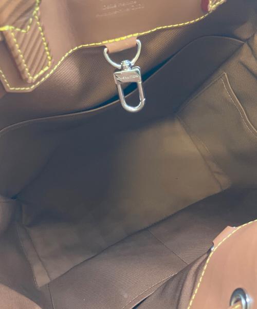 LOUIS VUITTON（ルイ ヴィトン）LOUIS VUITTON (ルイ ヴィトン) Maxi Noé Sling/マキシ ノエ スリング ブラウンの古着・服飾アイテム