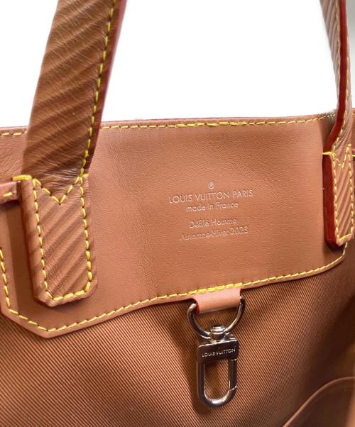 LOUIS VUITTON（ルイ ヴィトン）LOUIS VUITTON (ルイ ヴィトン) Maxi Noé Sling/マキシ ノエ スリング ブラウンの古着・服飾アイテム