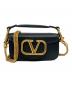 VALENTINO（ヴァレンティノ）の古着「ロコ カーフスキン ショルダーバッグ」｜ブラック