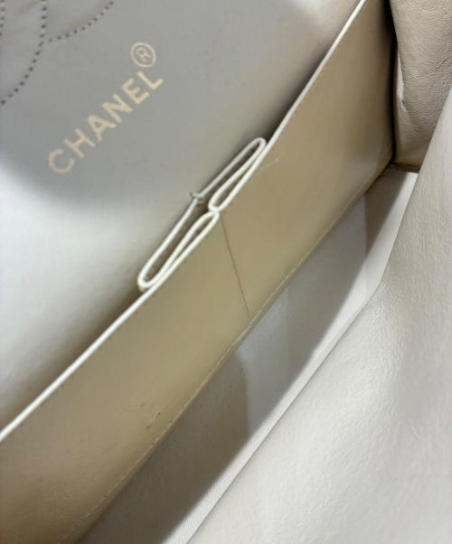 CHANEL（シャネル）CHANEL (シャネル) Classic Flap Matelassé 25 Chain Shoulder Bag/クラシックフラップ マトラッセ 25 ショルダーバッグ ベージュ サイズ:25の古着・服飾アイテム
