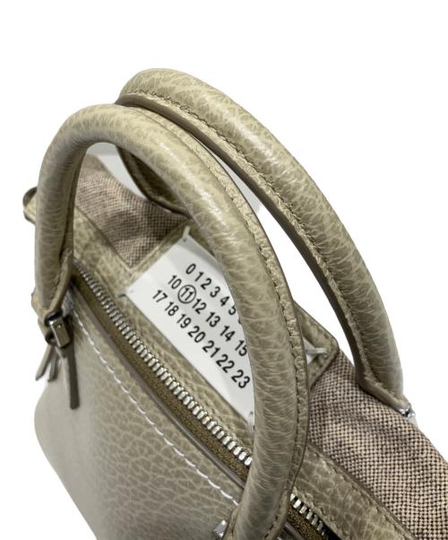 Maison Margiela（メゾンマルジェラ）Maison Margiela (メゾンマルジェラ) 5AC マイクロバッグ　S56WG0081 P4348 カーキ サイズ:マイクロの古着・服飾アイテム