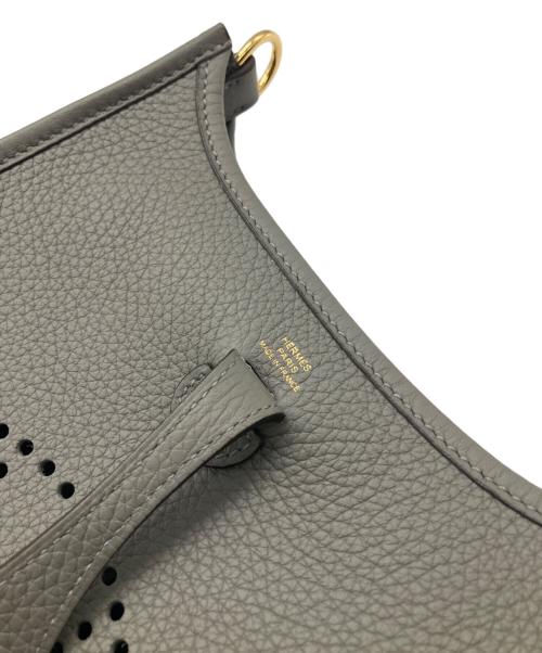 HERMES（エルメス）HERMES (エルメス) エブリン TPM/ゴールド金具/トリヨンクレマンス/グリメイヤー/K刻印 グリメイヤー サイズ:TPM 未使用品の古着・服飾アイテム