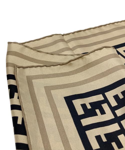 FENDI（フェンディ）FENDI (フェンディ) 大判 総柄シルクスカーフの古着・服飾アイテム