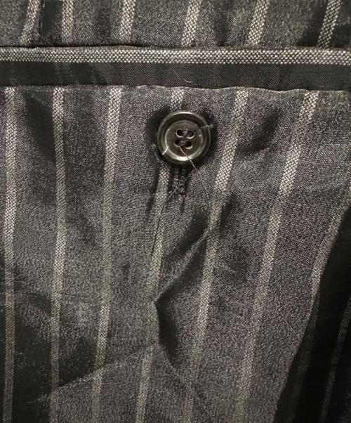 Y. PROJECT（ワイプロジェクト）Y. PROJECT (ワイプロジェクト) ストライプ ファブリックスラックスパンツ ブラック サイズ:36の古着・服飾アイテム