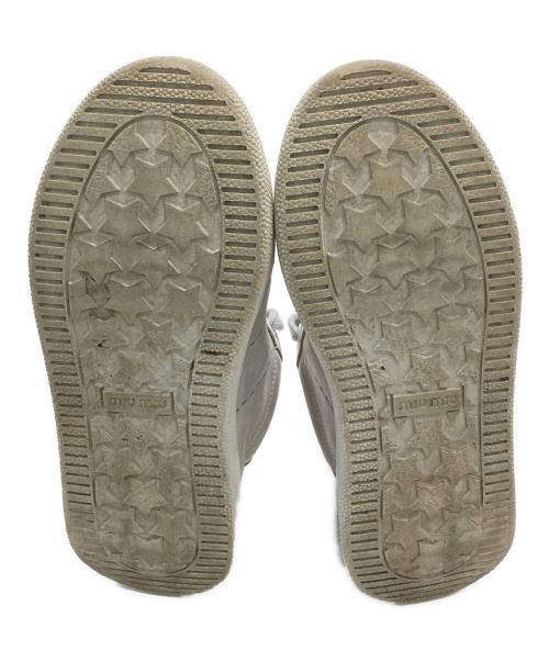 MIU MIU（ミュウミュウ）MIU MIU (ミュウミュウ) ヴィンテージ加工レザースニーカー ホワイト サイズ:36の古着・服飾アイテム