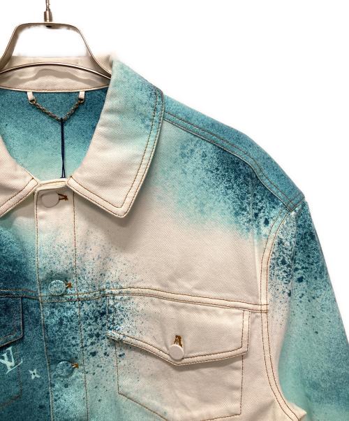 LOUIS VUITTON（ルイ ヴィトン）LOUIS VUITTON (ルイ ヴィトン) 23ss スプレーモノグラム デニムトラッカージャケット ホワイト×ブルー サイズ:46の古着・服飾アイテム