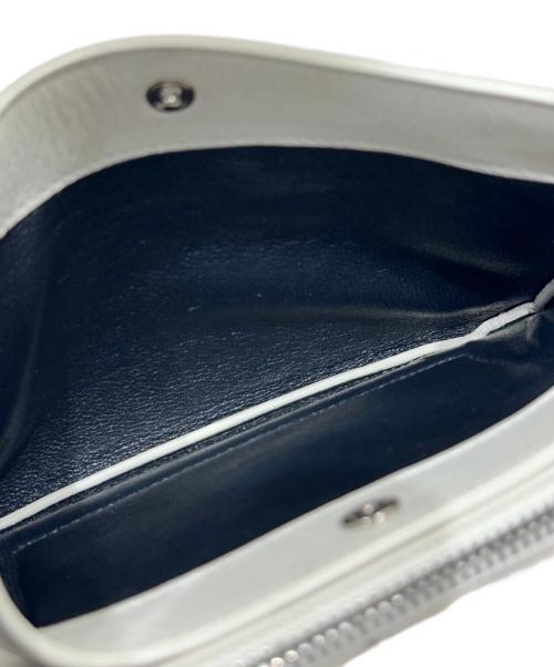 Saint Laurent Paris（サンローランパリ）Saint Laurent Paris (サンローランパリ) カサンドラ ショルダーウォレットバッグ ホワイト サイズ:-の古着・服飾アイテム