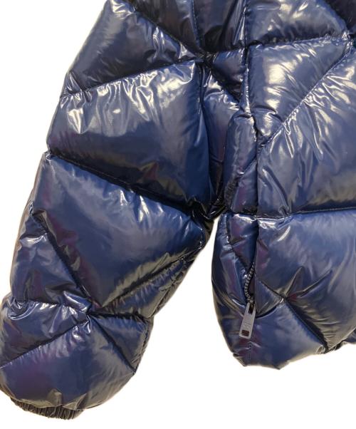 PRADA（プラダ）PRADA (プラダ) シャイニーキルティング/ナイロンダウンジャケロゴデザイン /ダウンジャケット ネイビー サイズ:36の古着・服飾アイテム