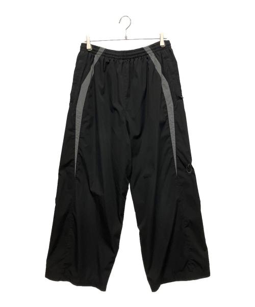 BALENCIAGA（バレンシアガ）BALENCIAGA (バレンシアガ) 25SS/トラックワイドナイロンパンツ/Tracksuit Pants 'Black/Elephant Grey' ブラック サイズ:Sの古着・服飾アイテム