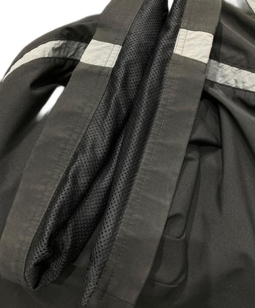 BALENCIAGA（バレンシアガ）BALENCIAGA (バレンシアガ) 25SS/トラックワイドナイロンパンツ/Tracksuit Pants 'Black/Elephant Grey' ブラック サイズ:Sの古着・服飾アイテム