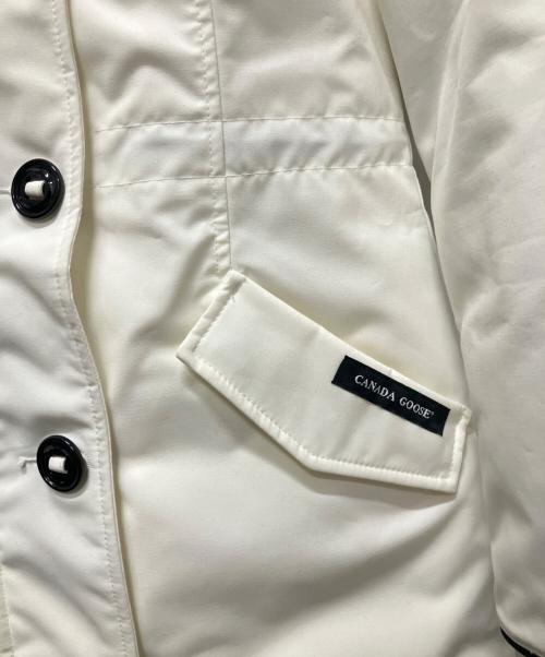 CANADA GOOSE（カナダグース）CANADA GOOSE (カナダグース) ROSSCLAIR PARKA/ダウンジャケット/ダウンコート ホワイト サイズ:Sの古着・服飾アイテム