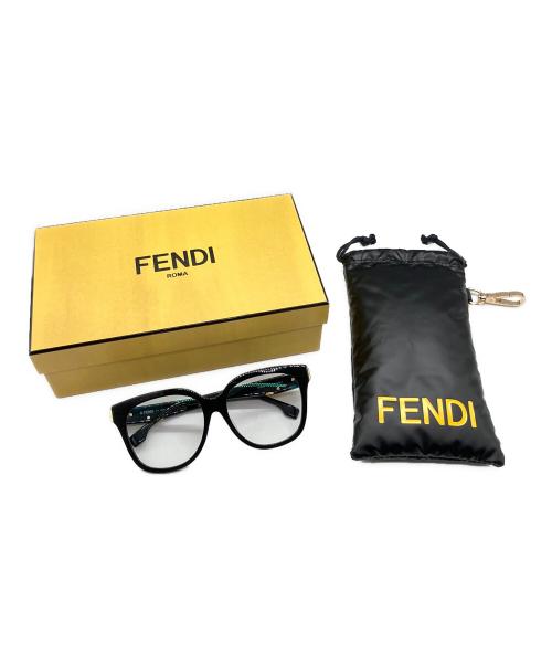 FENDI（フェンディ）FENDI (フェンディ) Oversized Eyesunglass(オーバーサイズドアイサングラス)/アイウェア　FE50064F ブラック サイズ:57□16 140の古着・服飾アイテム