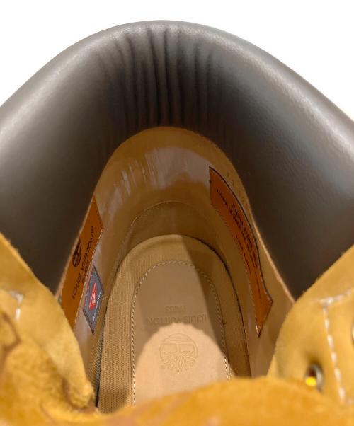 LOUIS VUITTON（ルイ ヴィトン）LOUIS VUITTON (ルイ ヴィトン) Timberland (ティンバーランド) 6-IN アンクルブーツ モノグラム ブラウン サイズ:7 1/2の古着・服飾アイテム