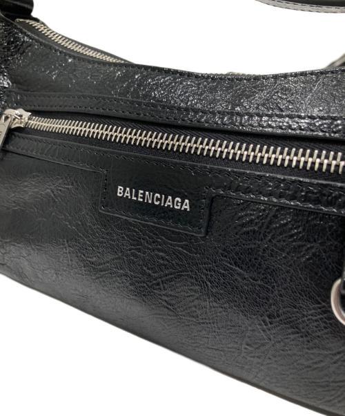 BALENCIAGA（バレンシアガ）BALENCIAGA (バレンシアガ) Superbusy/スーパービジー レザー マルチポケット スリングバッグ ブラックの古着・服飾アイテム