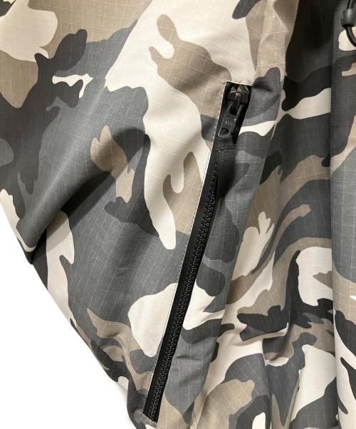 BALENCIAGA（バレンシアガ）BALENCIAGA (バレンシアガ) カモフラージュスキージャケット グレー サイズ:48の古着・服飾アイテム