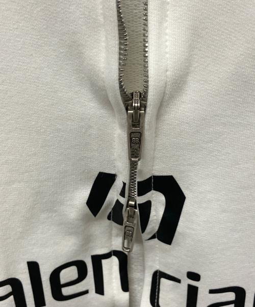 BALENCIAGA（バレンシアガ）BALENCIAGA (バレンシアガ) Paris Soccerフーデットスウェット ホワイト サイズ:Mの古着・服飾アイテム