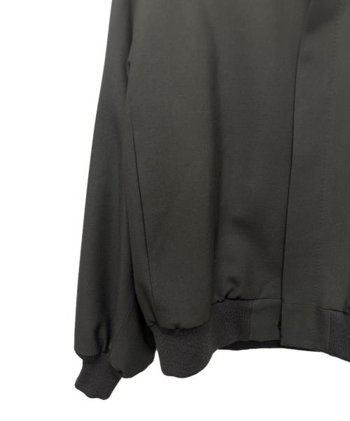 LAD MUSICIAN（ラッドミュージシャン）LAD MUSICIAN (ラッドミュージシャン) WOOL GABARDINE FLIGHT JACKET/ノーカラーウールジャケット カーキ サイズ:44の古着・服飾アイテム