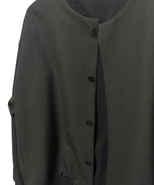 LAD MUSICIAN（ラッドミュージシャン）LAD MUSICIAN (ラッドミュージシャン) WOOL GABARDINE FLIGHT JACKET/ノーカラーウールジャケット カーキ サイズ:44の古着・服飾アイテム