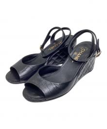 CHANEL（シャネル）の古着「マトラッセ ヒールレザーサンダル」｜ブラック