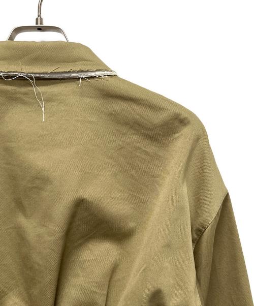 MIU MIU（ミュウミュウ）MIU MIU (ミュウミュウ) ロゴデザインクロップドジャケット/ヴィンテージ加工ジャケット カーキ サイズ:40の古着・服飾アイテム