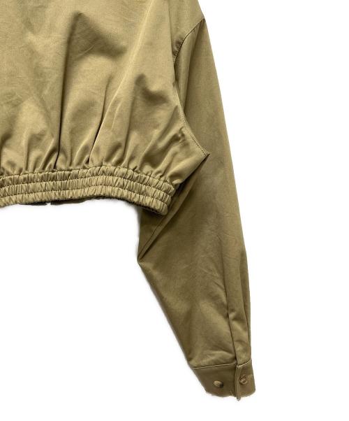 MIU MIU（ミュウミュウ）MIU MIU (ミュウミュウ) ロゴデザインクロップドジャケット/ヴィンテージ加工ジャケット カーキ サイズ:40の古着・服飾アイテム