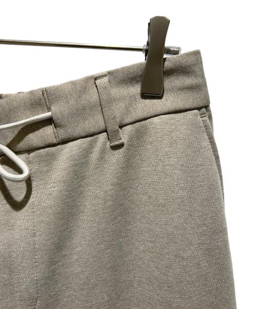 HUGO BOSS（ヒューゴ ボス）HUGO BOSS (ヒューゴ ボス) テーパードフィットパンツ リバーシブルドローストリング/C-PERIN-RDS-261 - 50556798 ベージュ サイズ:48の古着・服飾アイテム