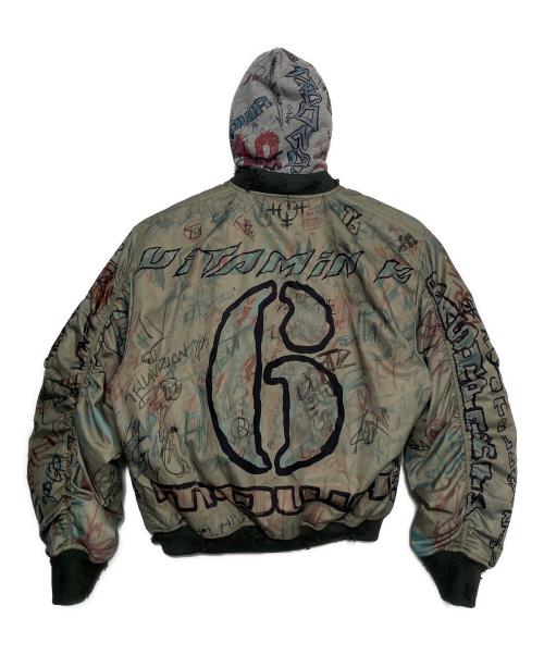 MOWALOLA（モワローラ）MOWALOLA (モワローラ) 25AW graffiti bomber jacket グリーン サイズ:Mの古着・服飾アイテム