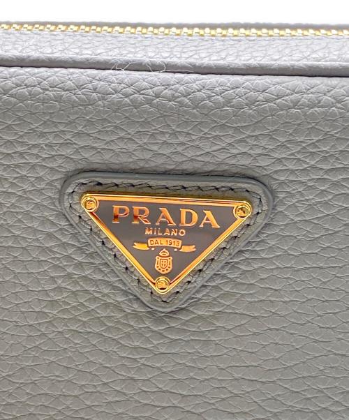 PRADA（プラダ）PRADA (プラダ) ヴィッテロダイノ レザー ショルダーバッグ ライトグレー サイズ:TUの古着・服飾アイテム